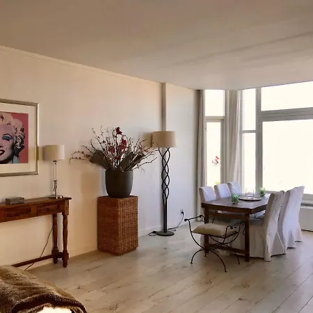Sea View Scheveningen 아파트